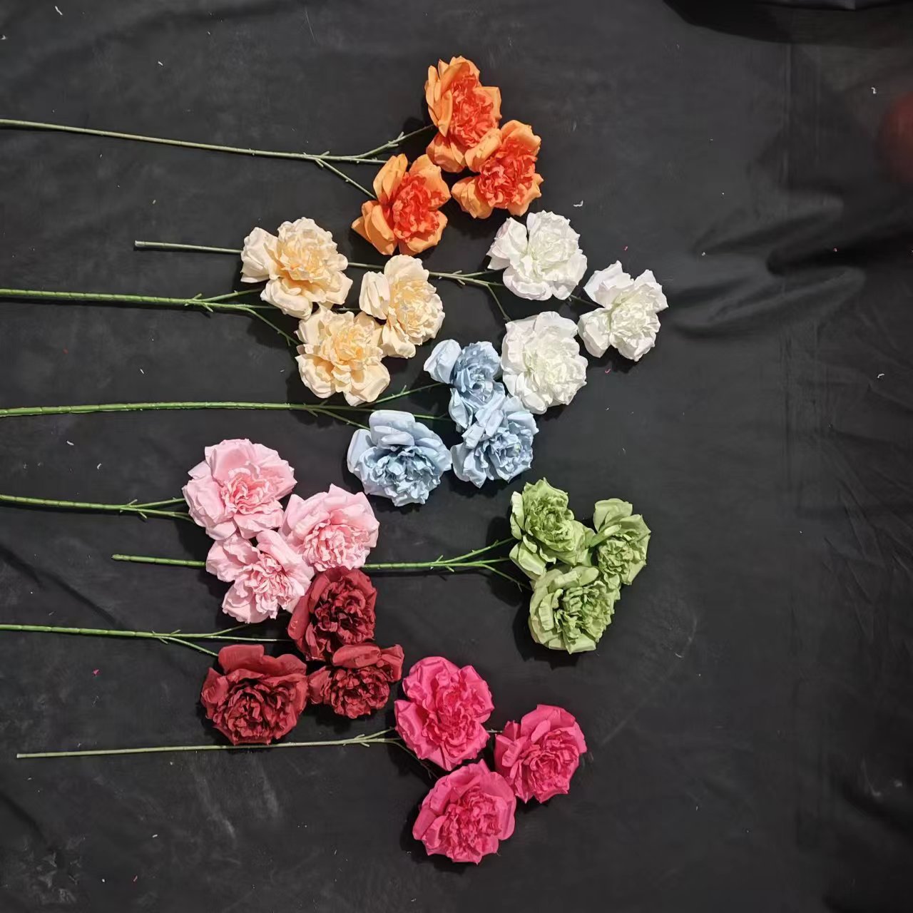 공장 직접 판매 세 큰 마틴 시뮬레이션 꽃 웨딩 꽃 하이 엔드 웨딩 사이트 레이아웃 큰 꽃 테이블 꽃