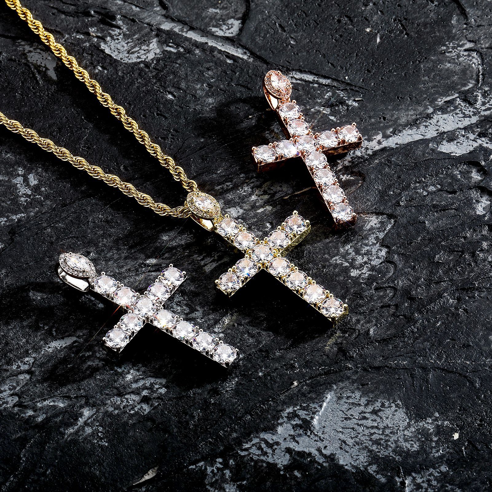 pendant with zircon