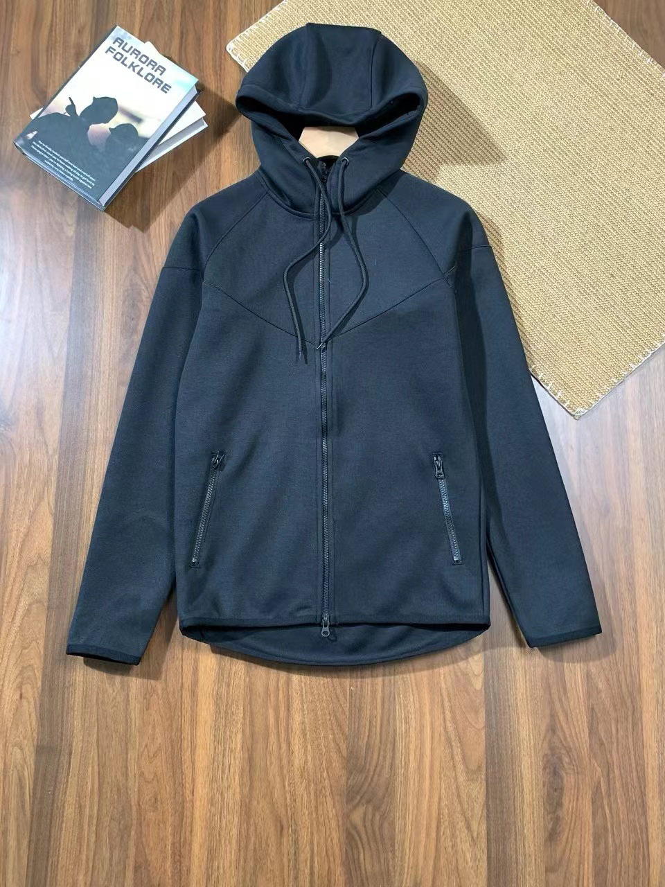 Men's Clothing Men's casual hooded sweatshirt jacket and sweatpants set_voghion.com