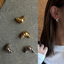 韩国代购黄铜真金电镀个性小众复古ins风牛角包耳扣气质百搭耳环