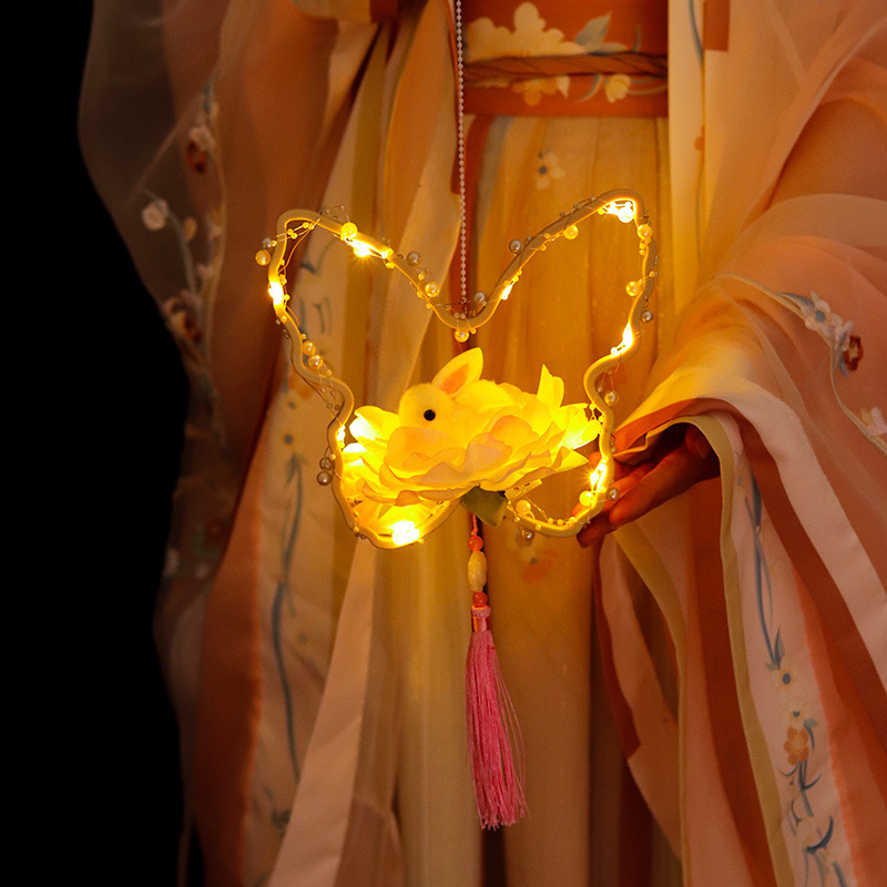中秋節の新作蝶型花灯、お祭りの雰囲気を演出する光る手持ち写真撮影用アクセサリー、屋台卸売、国潮ランタン|undefined