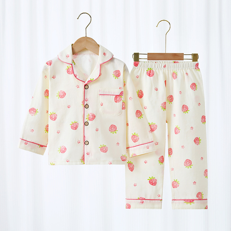 Sb-ks-strawberry flower