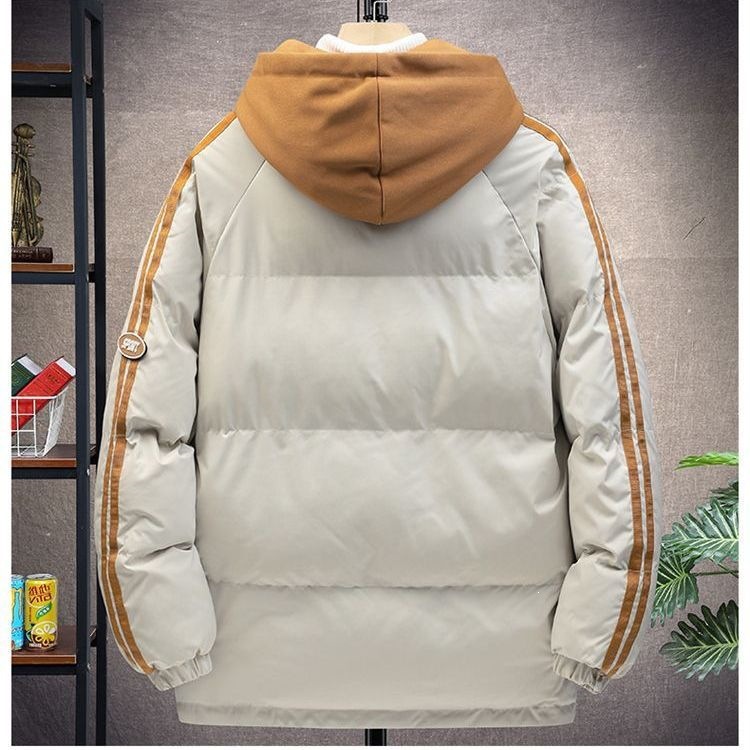 New winter styles for men and women: faux two-piece down-filled cotton-padded jackets, loose-fitting, fashionable hooded designs, and thick, warm cotton coats suitable for high school students