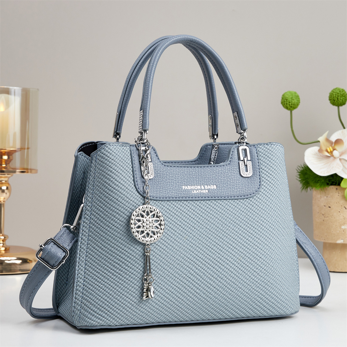 2025 nuevo bolso de mujer transfronterizo bolso de hombro de moda atmósfera bolso de mano de mujer mochila