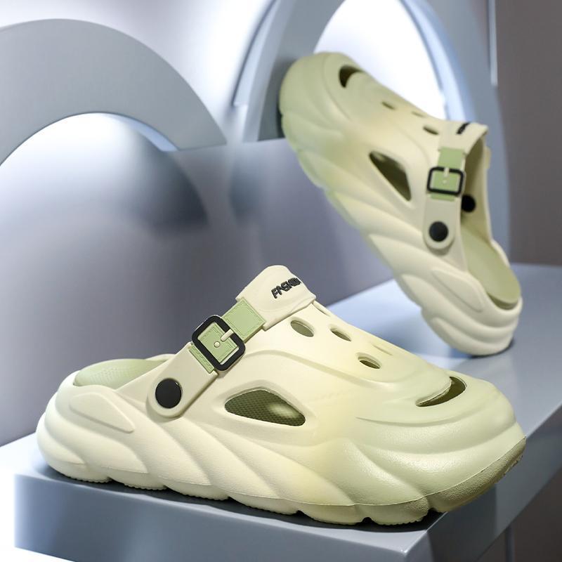2026 Summer Thick-Soled Clogs for Men, Gradient Color Eva Sandals, Outdoor Dual-Use Breathable Closed-Toe Slippers Wholesale