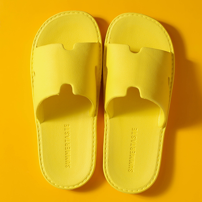 Jingchen Shoes の新しい女性用スリッパ、夏の家庭用、シンプルなバスルーム入浴用、男性用滑り止めカップル屋内サンダル|undefined