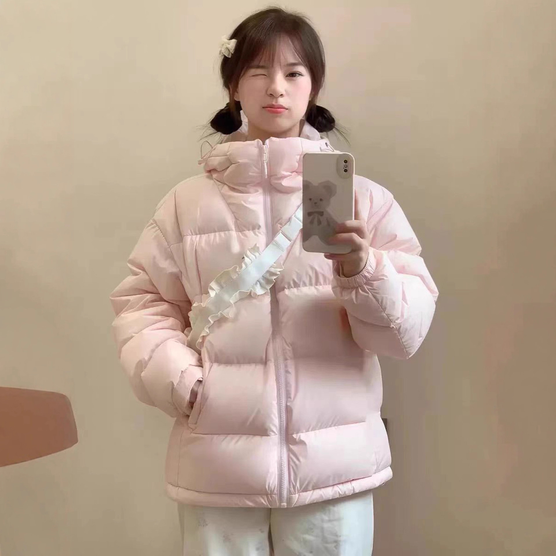 매우 멋진 겨울 다운 코튼 코트 여성용 짧은 코트 2025 새로운 스타일 작은 학생 한국 코튼 코트와 재킷 겨울