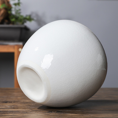 Jingdezhen ceramic vase with high-end appearance, white vase, home furnishings and decorations, three-piece set, modern and simple