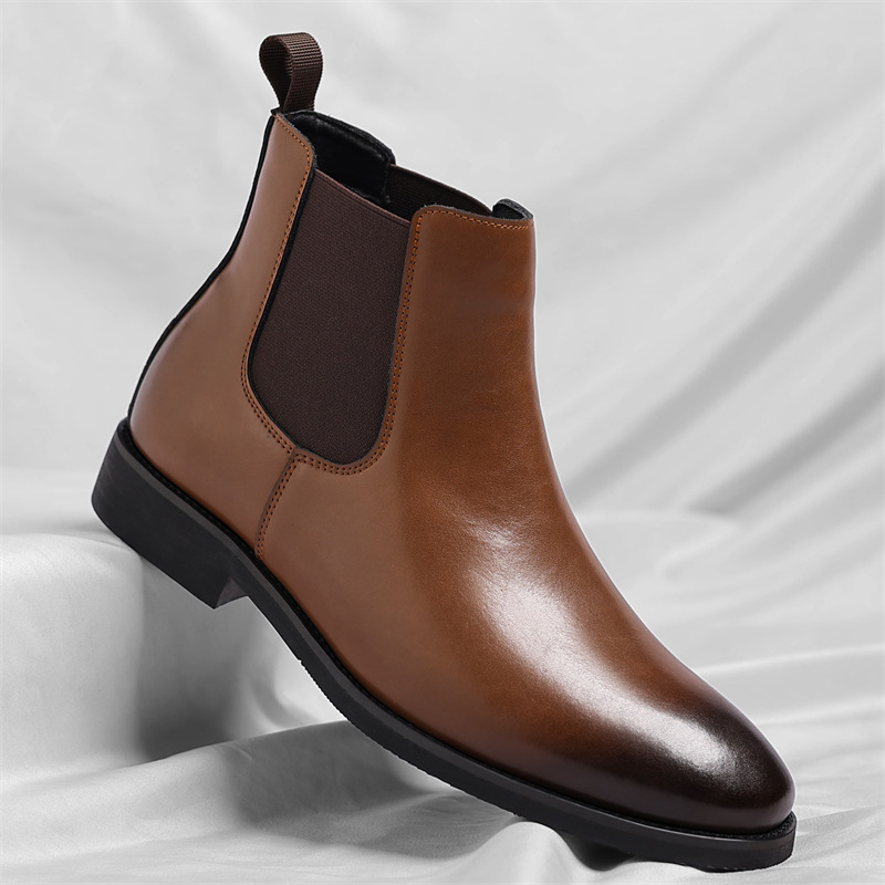 BOTAS cortas de cuero de vaca de alta gama Chelsea nuevos negocios de otoño e invierno con zapatos de cuero casuales Martin Inglaterra botas de cuero para hombres