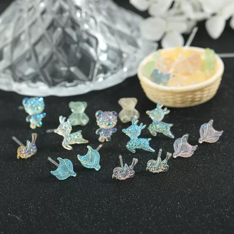 树脂塑料不易过敏耳钉极光小熊透明耳针养耳洞幻彩可爱狐狸头耳钉