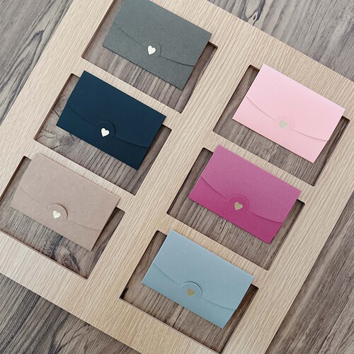 Seal the golden heart special paper Western-style colorful iridescent paper envelopes to place member cards, name cards, and other small cards.