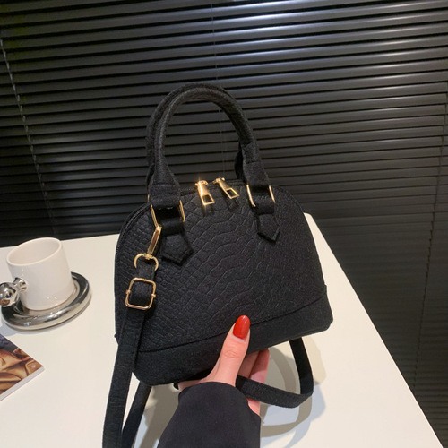 Small bag for women  spring new fashion retro portable shell bag simple casual one-shoulder crossbody bag for women
