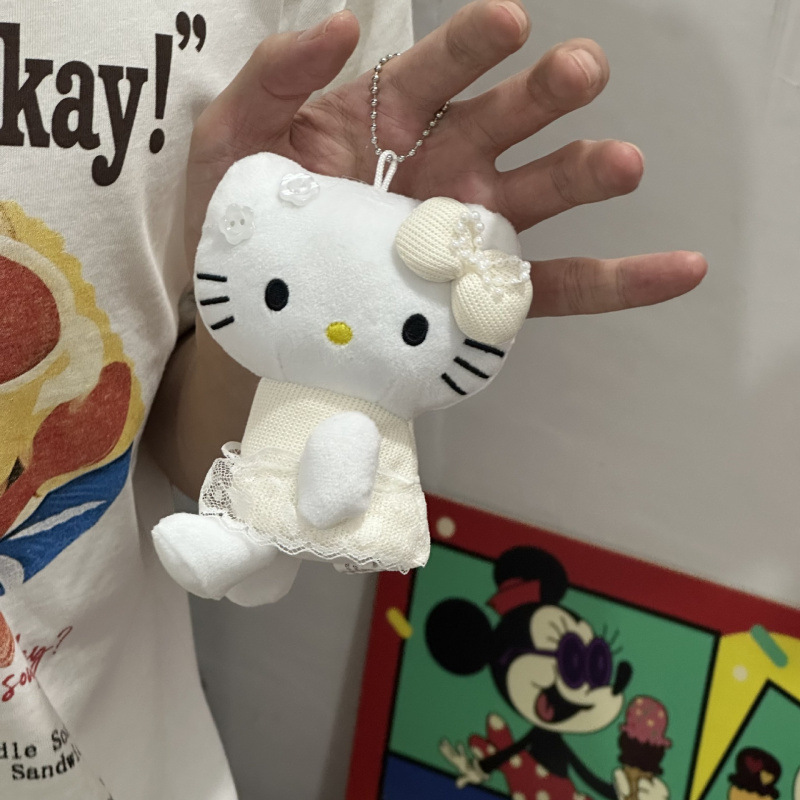黑色草帽kitty帽宝宝挂件爱心扣公仔玩偶可爱赫本风挂饰钥匙扣|undefined