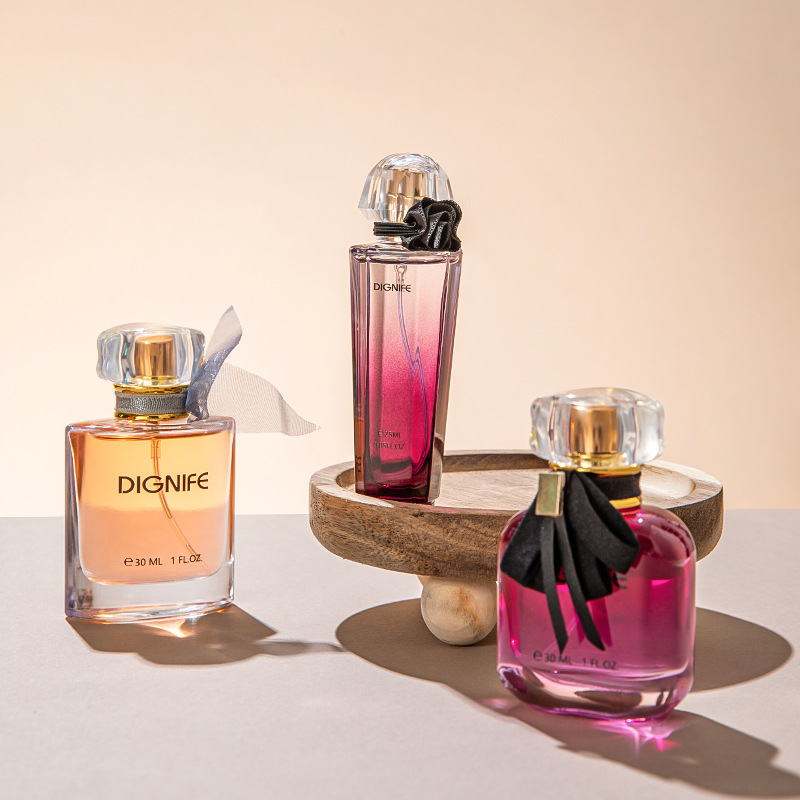 Li Fei, la ciudad belleza perfume de tres piezas, perfumes duraderos, fragancia fresca, estudiantes, caja de regalo de nicho al por mayor image 2