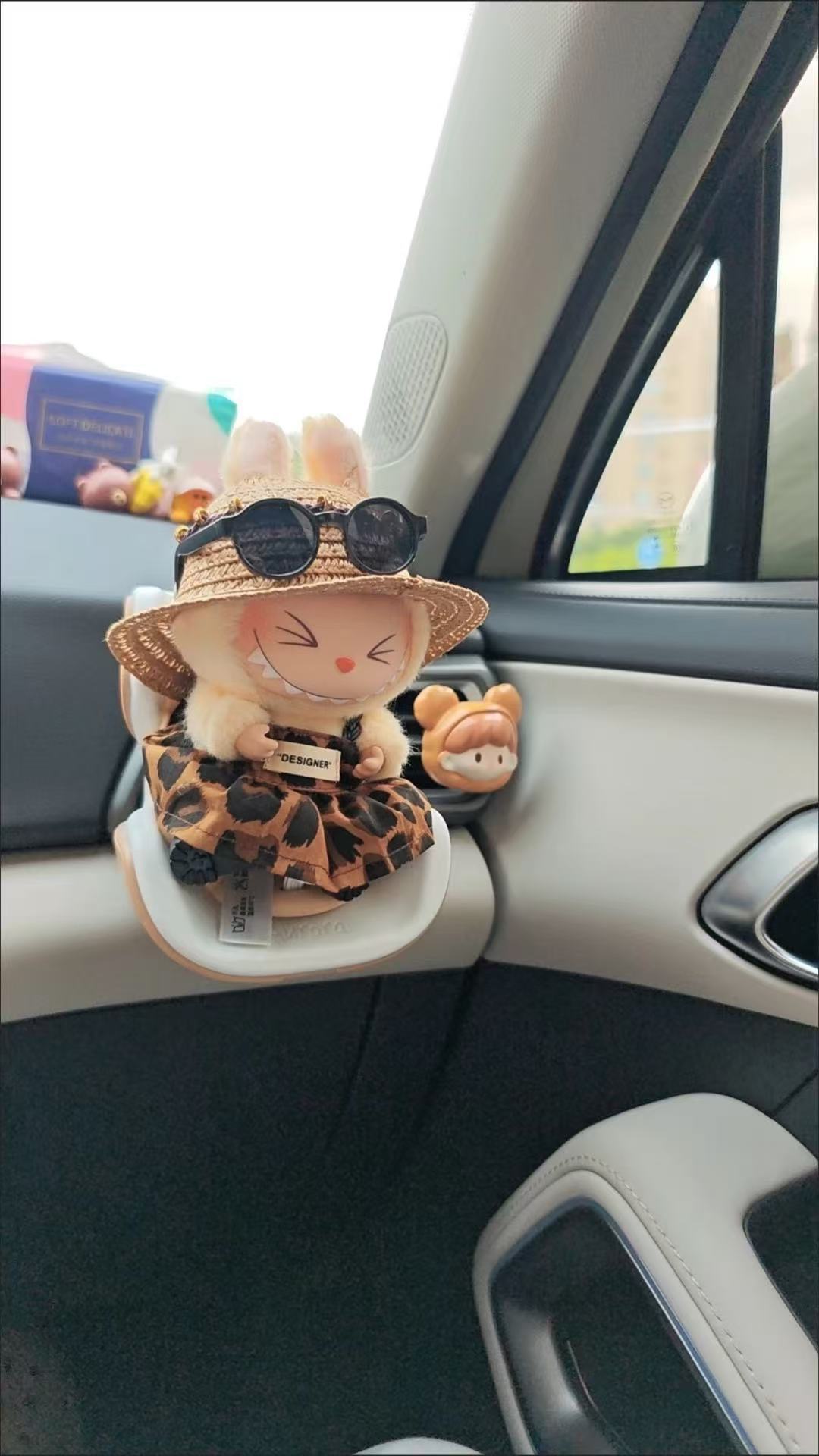 Labubu Adapts to Safety Seats, Aromatherapy Air-Conditioning Outlets, Cute Car Ornaments, Doll Accessories