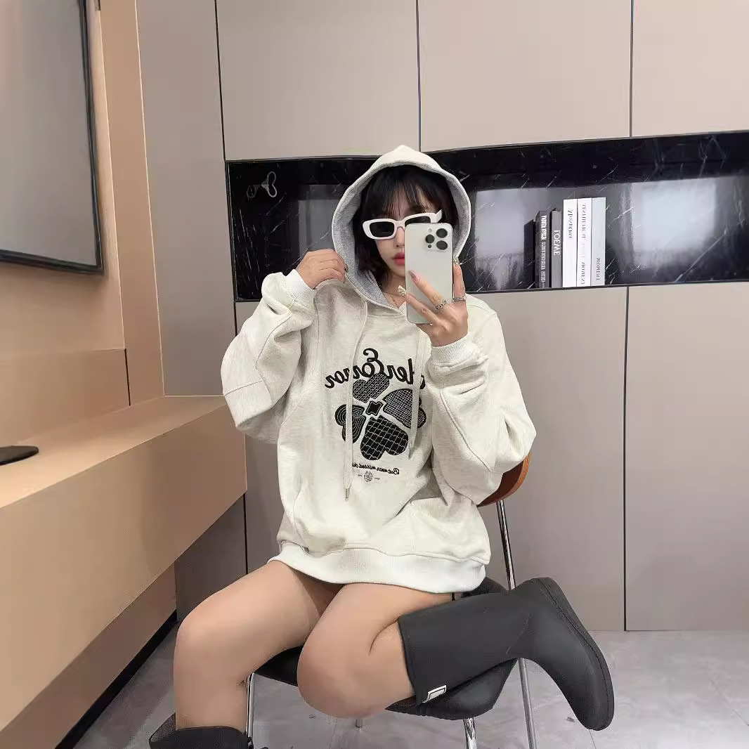 23 가을과 겨울 새로운 AE 유기농면 4 잎 클로버 천 자수 후드 실루엣 기모 간단한 패션 니트 스웨터