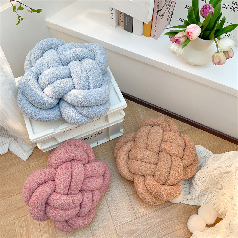 Új, színes, kézzel készített, kerek gömb alakú gyermekpárna, fotózáshoz, kanapéra való, dekoratív alakú párnahuzat_voghion.com