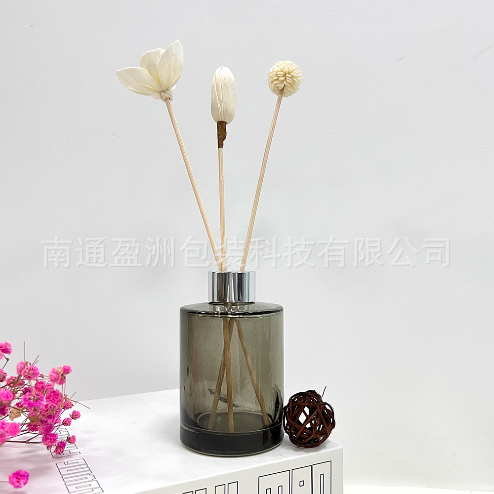 Venta al por mayor 160ML tornillo botella de vidrio de aromaterapia cilíndrica botella vacía botella de ratán libre de fuego volátil decoración del hogar interior