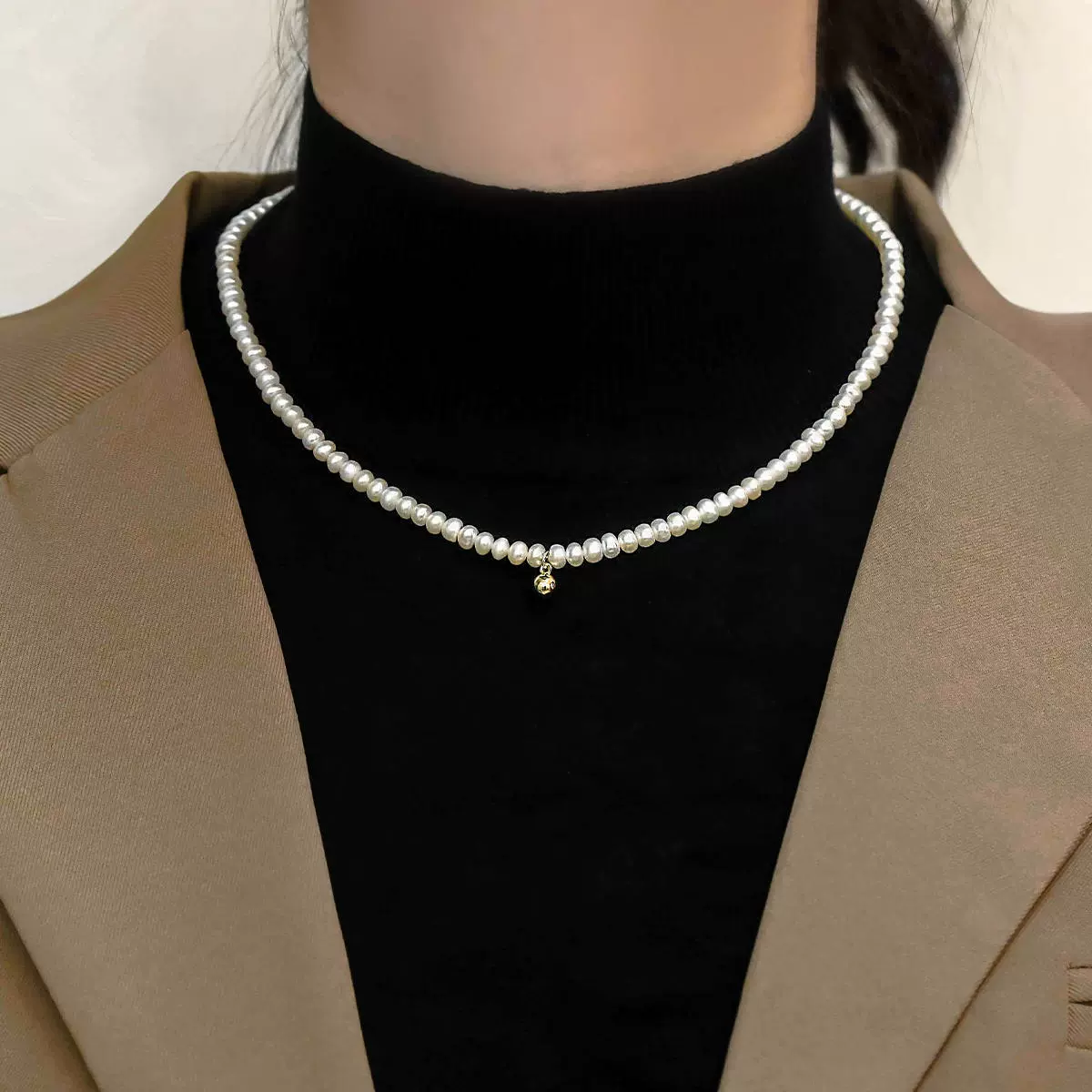 秋冬配饰天然淡水珍珠项链饰品高级感珍珠毛衣链近正圆百搭颈链女