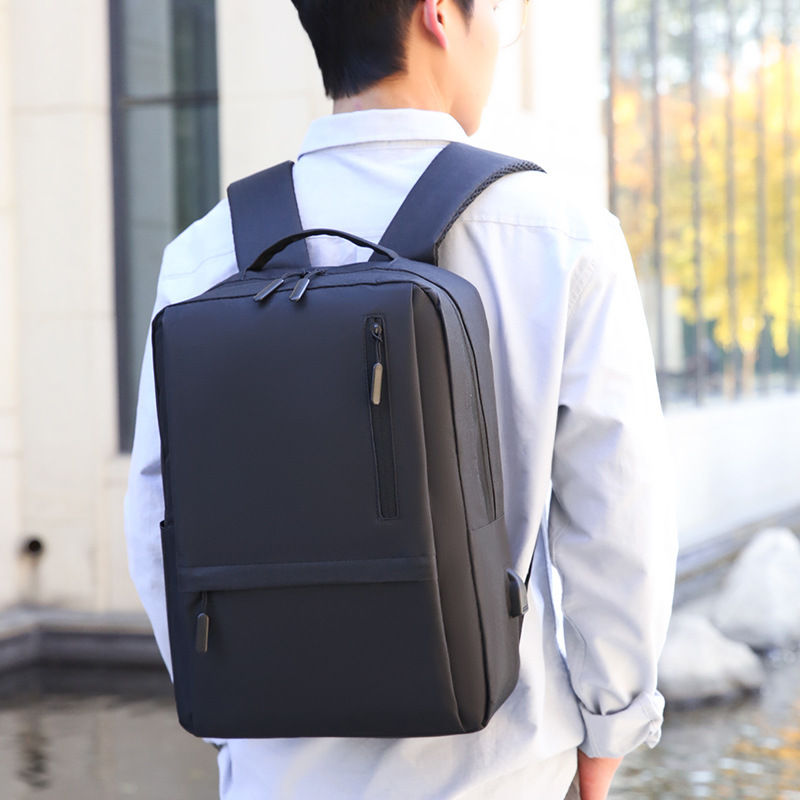 Nueva mochila de negocios simple mochila de hombres de alta capacidad mochila de estudiantes de secundaria mochila de computadora mochila de viaje ligera