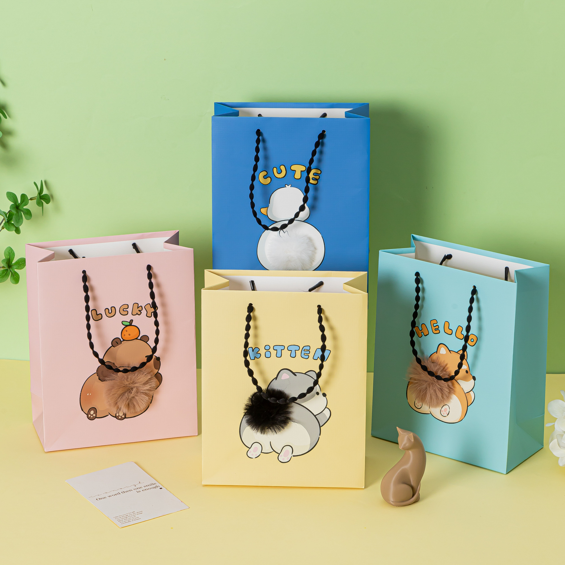 Nuevo tipo de cuerda de burbuja de pelo lindo dibujo animado animal hermoso bolsas de regalo fábrica directa al por mayor