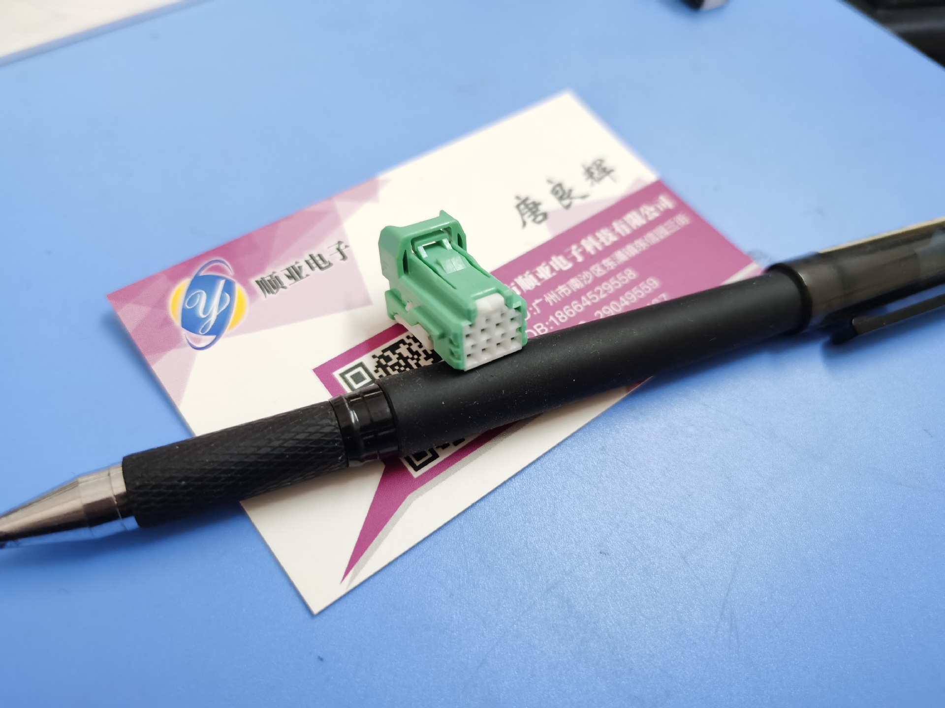 Sumitomo 住友/6098-6523/胶壳60986523 连接器 原厂正品