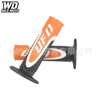 Universal motorcycle modification three-color UF0 handlebar grips suitable for Zhangxue Chunfeng Honda CB off-road vehicle accessories (Motorcycle Handle Cover) - orange