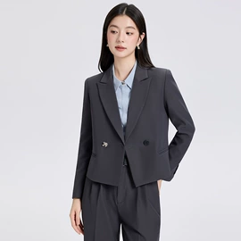 女式衬衫;其他短外套;时尚休闲套装