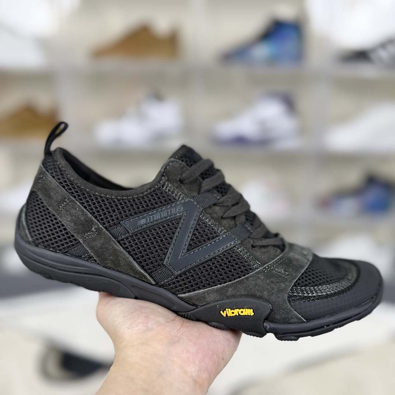 純正オリジナル NB MT10O レトロランニングシューズ三宅一生グレーブルーメッシュ通気性クロスカントリーランニングシューズ快適なウェーディングシューズ|undefined