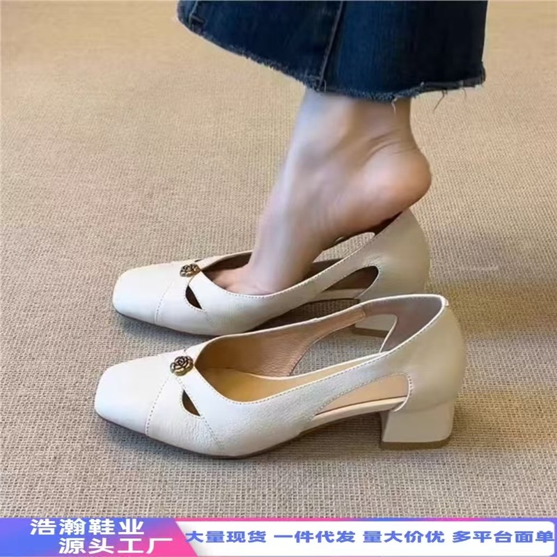 法式凉单鞋女2025年新款山茶花粗跟方头浅口百搭真皮镂空玛丽珍鞋|undefined