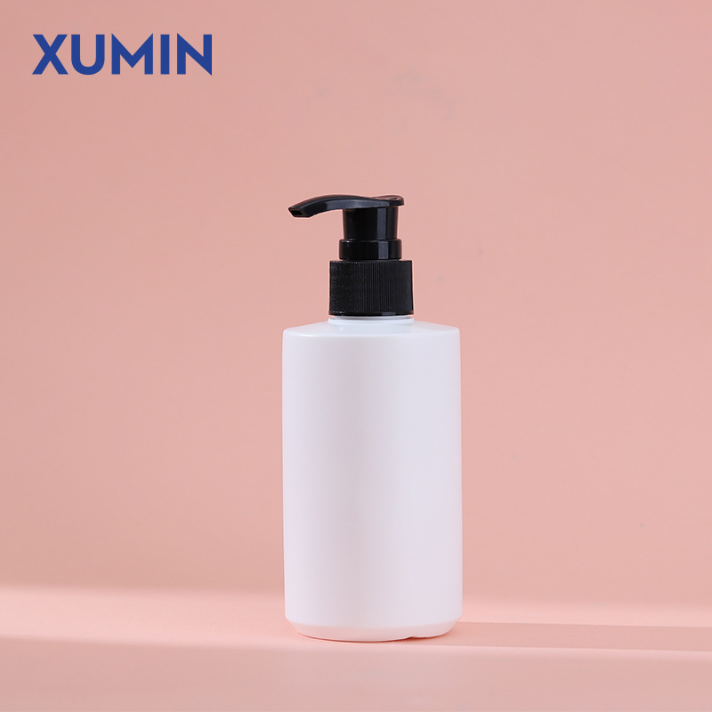 Nuevo producto PE peluche plástico botella de bomba de presión 100 - 200ml botella de emulsión blanco mat 300 - 500ml botella de champú