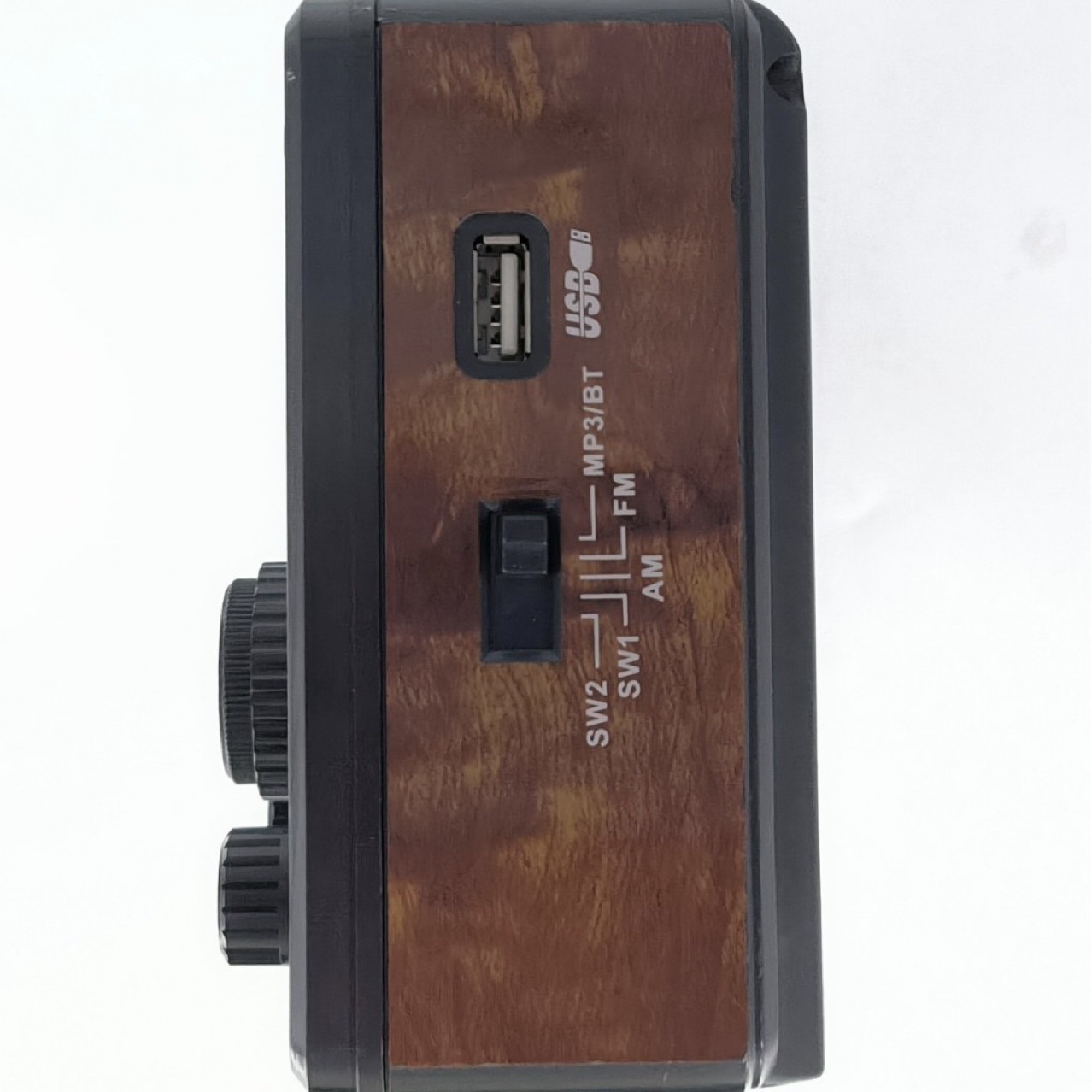 Reproductor de MP3 Bluetooth multifuncional de cuatro bandas Radio de alta sensibilidad Venta directa de comercio exterior EC-2126BT