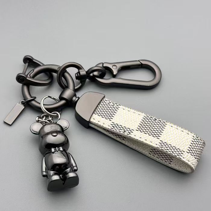 かわいいアニメの熊の暴力的な熊の金属のキーホルダーの男女の自動車のペンダントのキーホルダーの高級な革紐は掛けます。|undefined