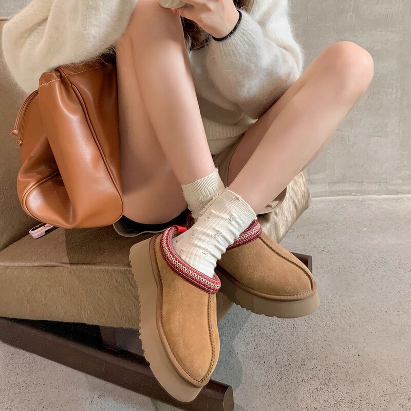 Snow Boots for Women, Half-Slip, Fur-In-One, Thick-Soled, Height-Increasing, Winter Non-Slip Outer Wear, Ethnic Style Casual Slippers