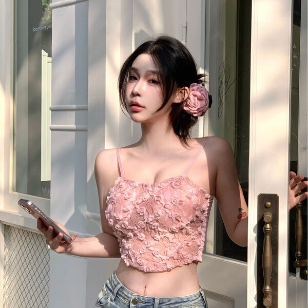Three dimensional autumn design short bra top sleevless