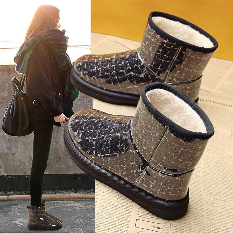 Botas de nieve de moda para mujeres nuevos zapatos de algodón de nieve antideslizantes impermeables gruesos con forro polar para mujeres