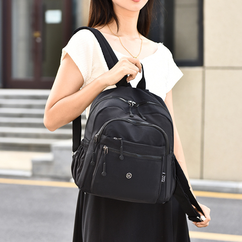 时尚女包2025夏季新款纯色双肩包休闲百搭尼龙布包大容量旅行背包|undefined