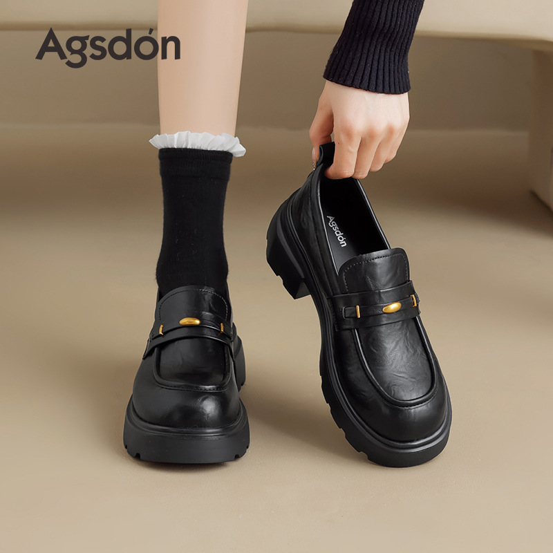 Zapatos de Lefour de fondo grueso para mujeres 2025, nuevos zapatos de invierno gigantescos con una falda de estilo británico zapatos de cuero pequeños zapatos individuales