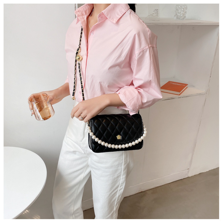 Fashion Pearl Chain Rhombus Embroidery Thread Messenger Small Square Bag Wholesale display picture 51