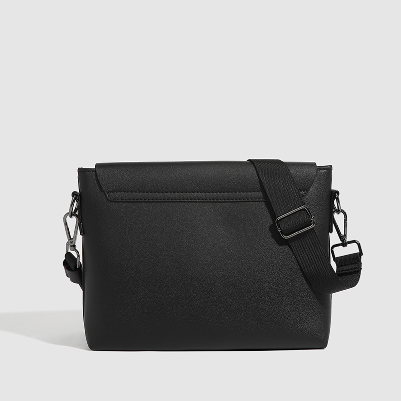 Moda japonesa y coreana bolsa de mensajero personalizada de los hombres ligero simple pequeño bolso cuadrado nuevo nicho versátil bolso de hombro de moda