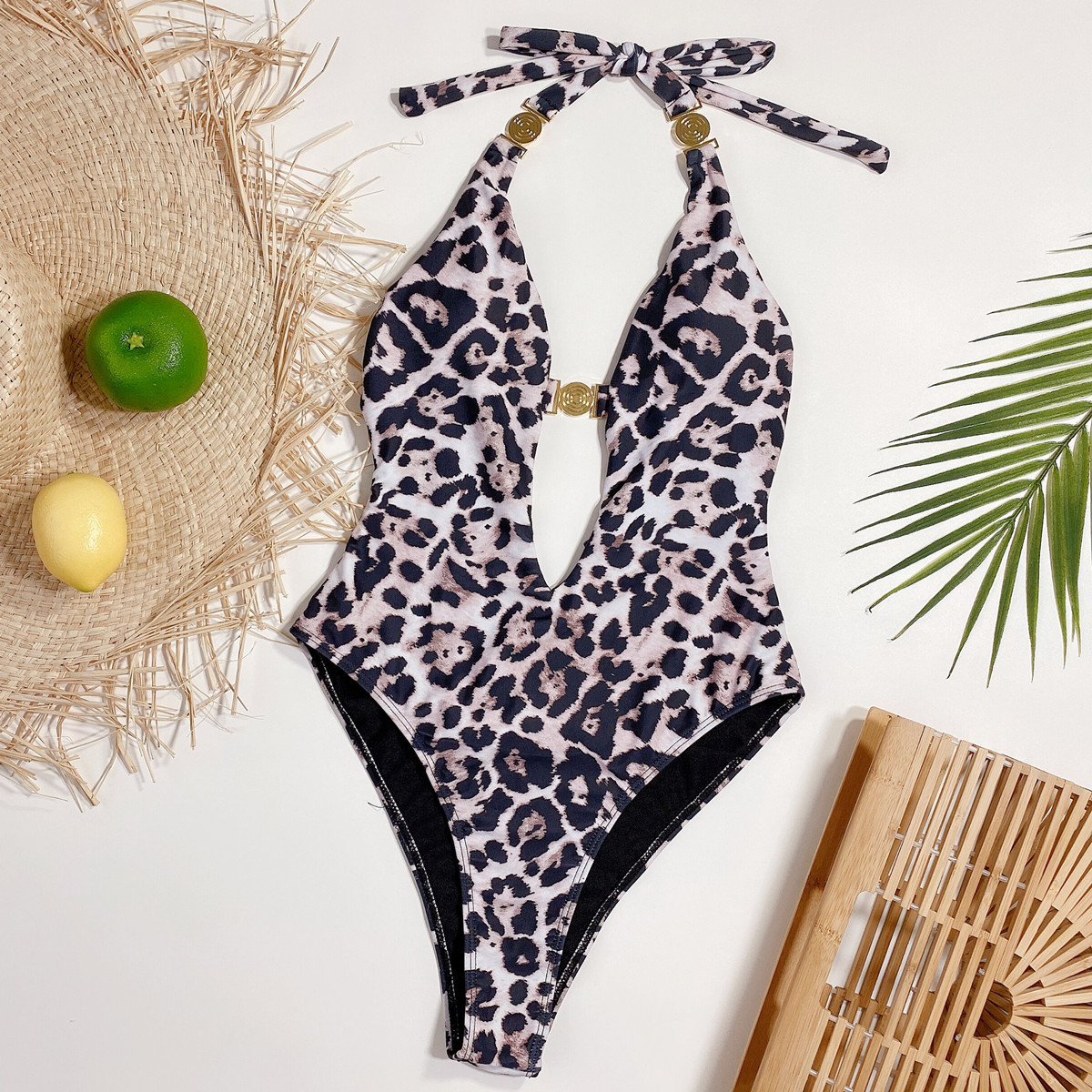 Bikini de una pieza con estampado de leopardo NSDA47136