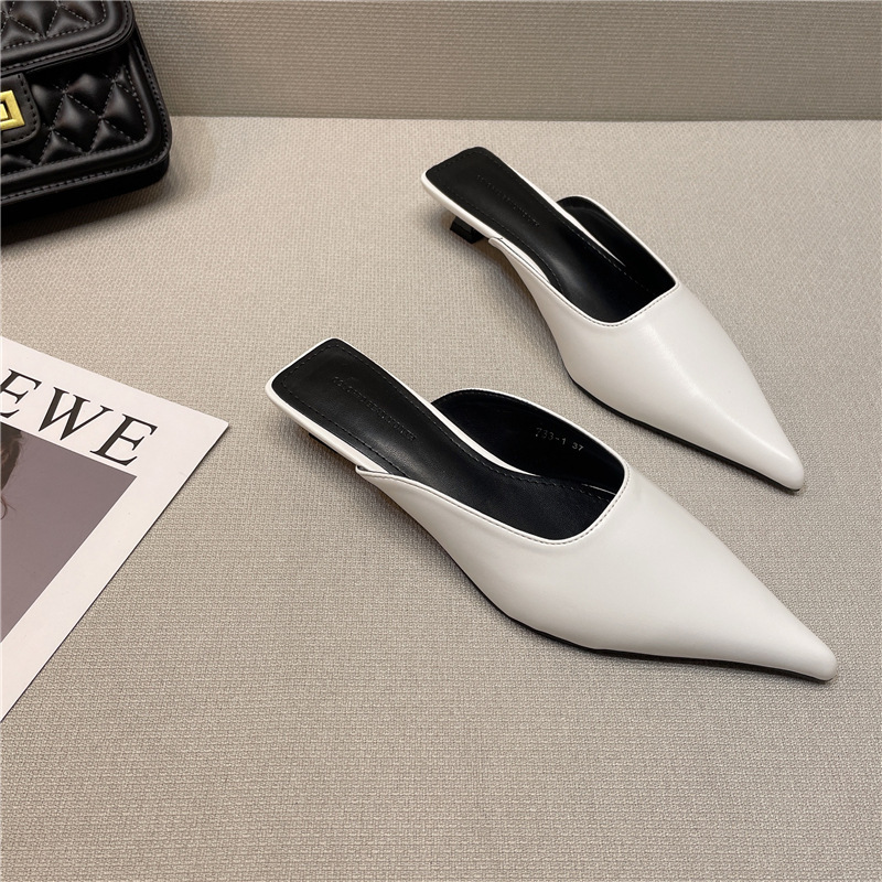 2024 Spring New Elegant Skinny Pointed Cat Heel Baotou Sandals for Women Outer Wear Soft Leather Thin Heel Muller Half Slippers 2024 Spring New Elegant Skinny Pointed Cat Heel Baotou Sandals for Women Outer Wear Soft Leather Thin Heel Muller Half Slippers