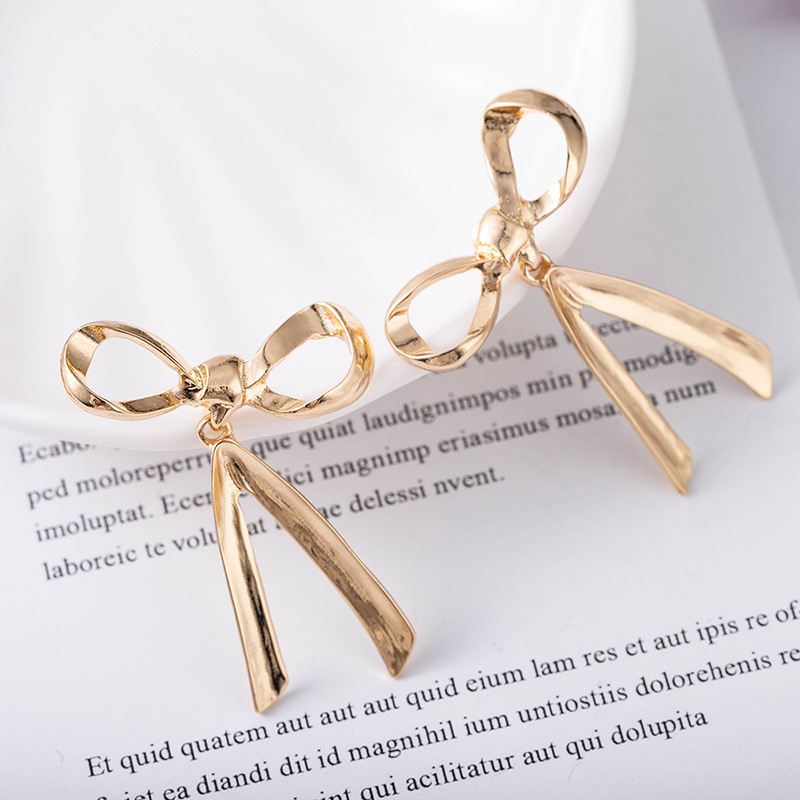 Bow Knot S925 Silver Needle Earrings display picture 4