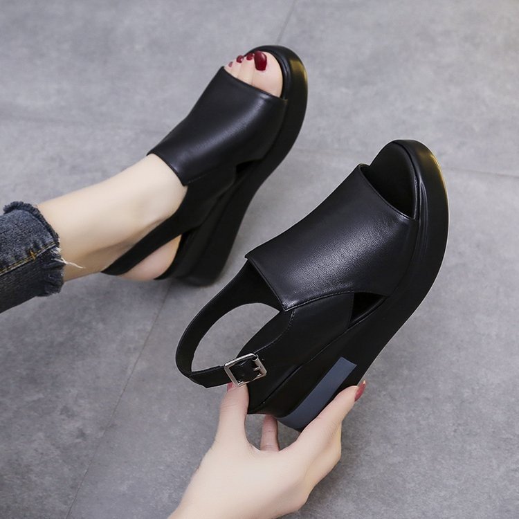 Fashionable romantic and delicate sandals wedge heel heels open toe…