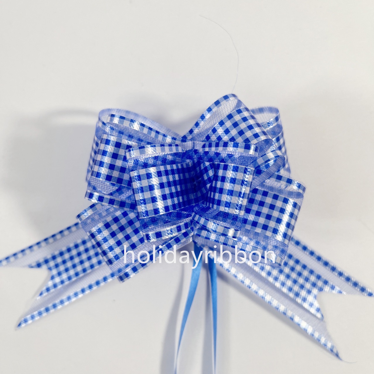 Fiesta de cumpleaños de flores de dibujo de cinta de color, tela de nieve de dibujo de mano, un dibujo de forma de regalo de Navidad, diseño de boda festiva