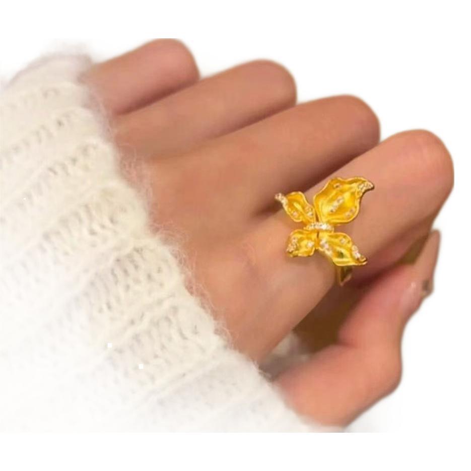 Chinese paleisstijl vlinderring voor dames met diamanten_voghion.com