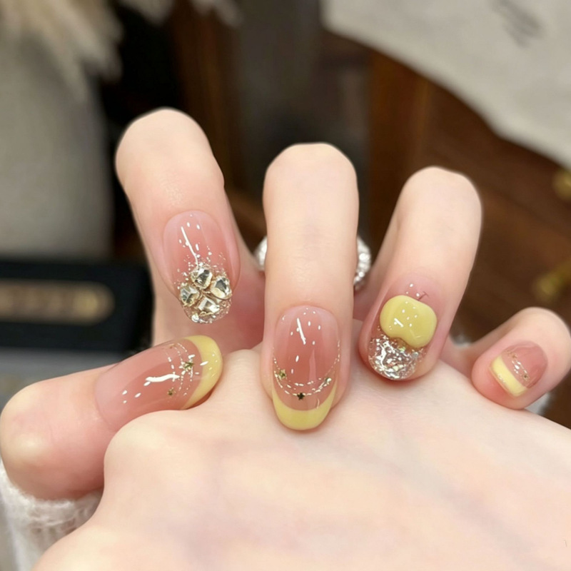 【Green Apple】New Handmade Wearable Nails, Popular Cream Yellow French Style, High-End, Brightening Wearable Nail Stickers 【Green Apple】New Handmade Wearable Nails, Popular Cream Yellow French Style, High-End, Brightening Wearable Nail Stickers