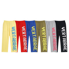 卸売りVertabraeシリーズ立体アルファベット運動レジャーズボン運動五分半ズボンカップル半袖tシャツ