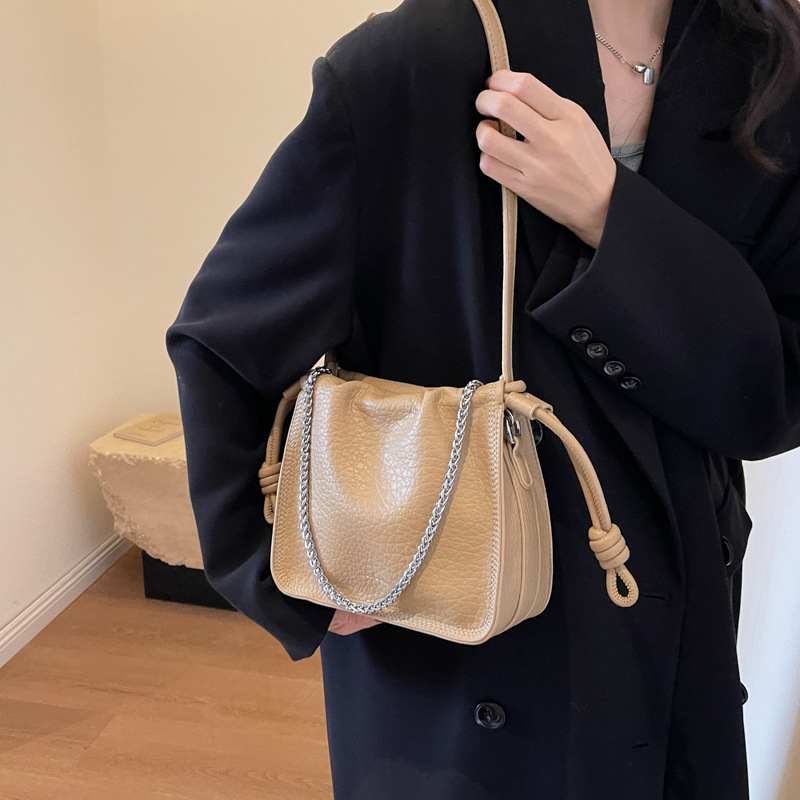 Estilo coreano de moda BOLSA DE PATRÓN DE lychee 2023 nuevo bolso de las mujeres popular de alto grado pequeño bolso cuadrado versátil bolsa de mensajero de cercanías