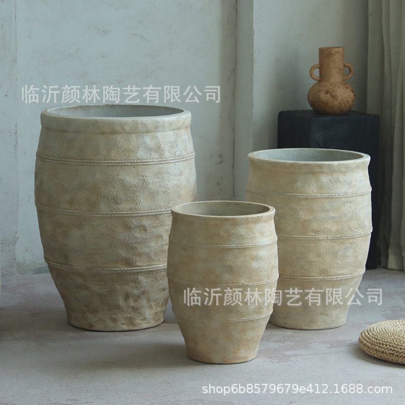 Juego de tres piezas de color amarillo moteado